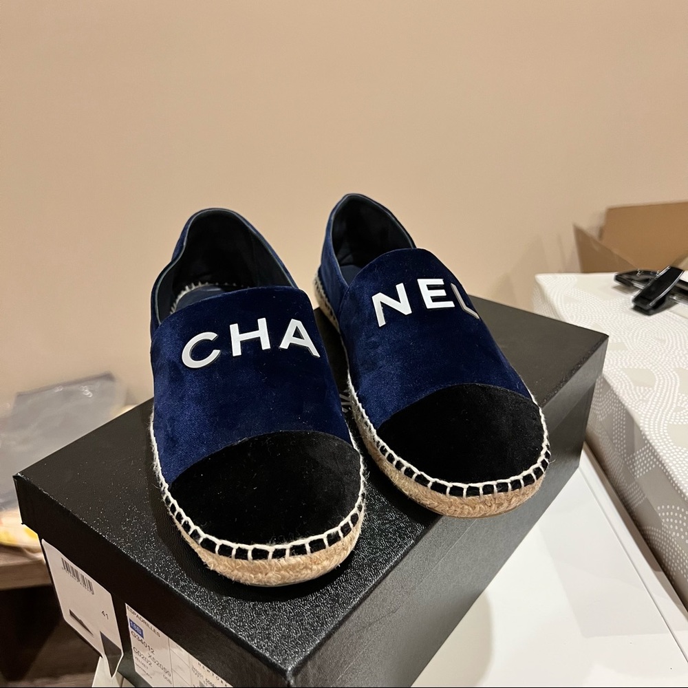 Chanel navy velvet espadrilles size 41